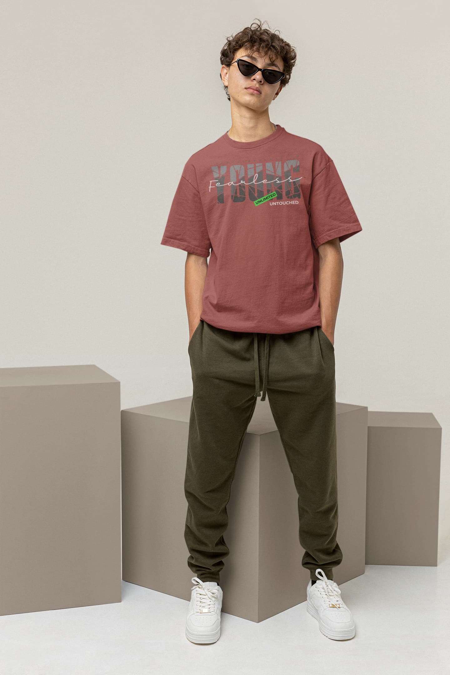 Young Fearless - Men's Graphics Oversized Classic T-Shirt