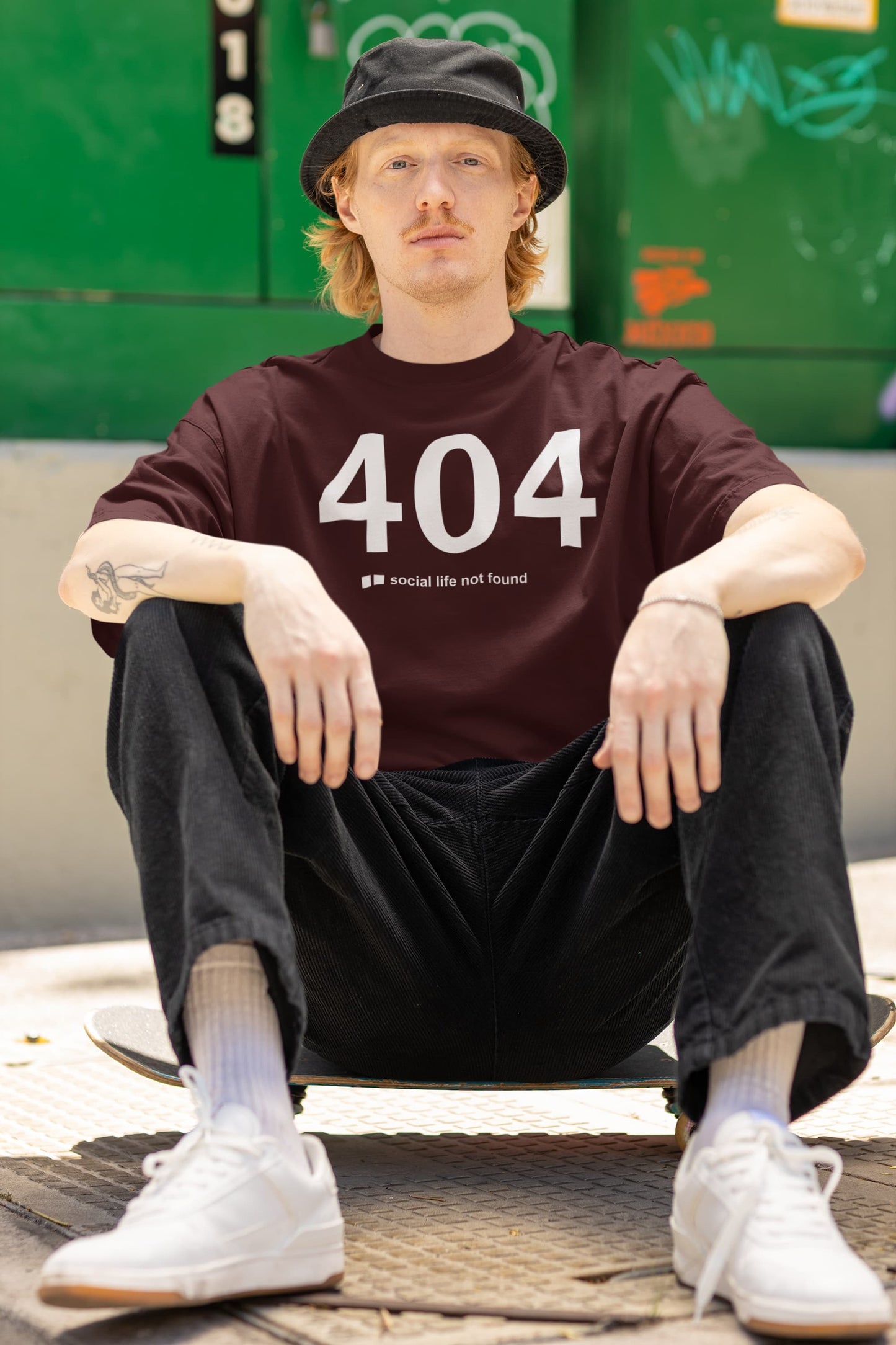 404 Social Life Not Found - Men's Oversized Classic T-Shirt